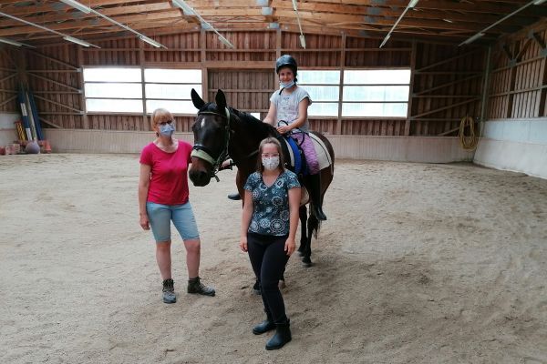 Reittherapie in Steinhöring: Wenn das Pferd zum Therapeuten wird