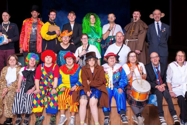 Nessiealarm im EVS - Theaterpremiere zum Jubiläum