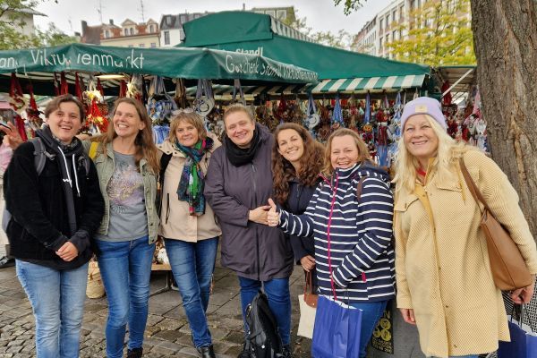 Schnitzeljagd durch die Stadt: Betriebsausflug der Schulbezogenen Hilfen