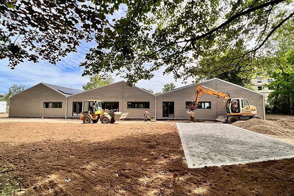 Teamwork: Geschäftsstelle und Einrichtungen im Austausch